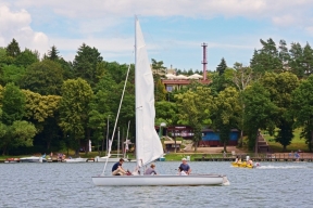 gal000854_hotel_9_jezioro
